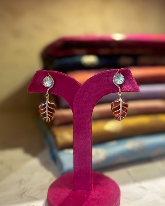 Gold leaf kundan earrings