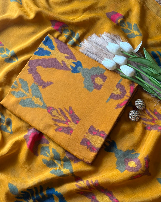Abstract floral Ikkat Patola print pure Mul suit
