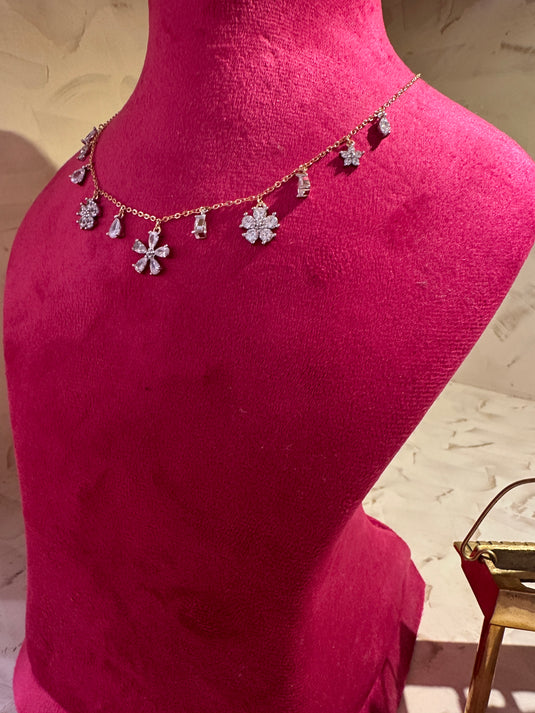 Twilight floral stones neck string