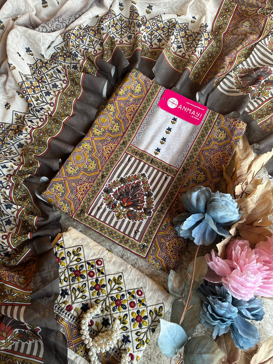 Arabic print cambric cotton suit set with embroidered bottom