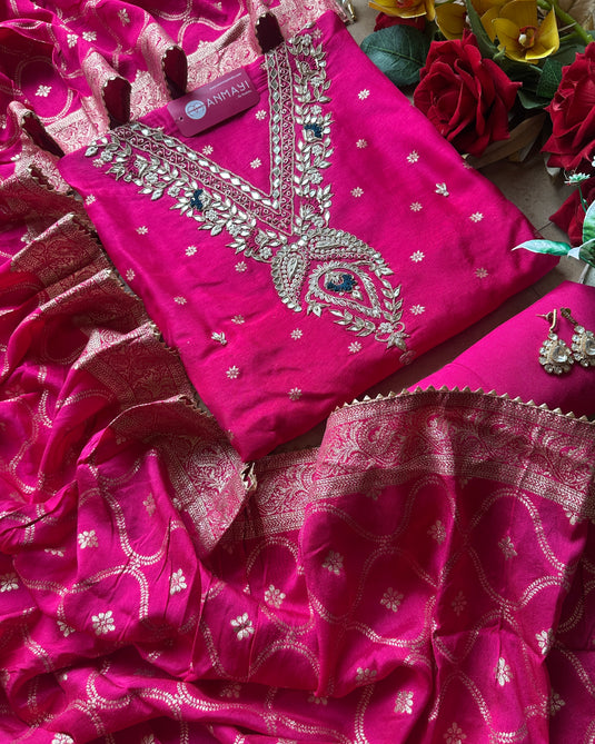 Banarasi dolla silk v neck pita work suit set