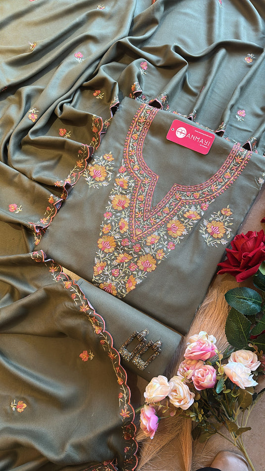 Kali embroidered pure pashmina suit set