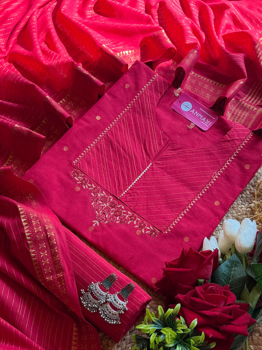 Handloom cotton temple neck suit set