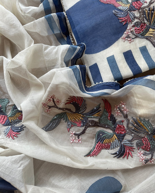 Patterned geometric embroidered pure mul suit