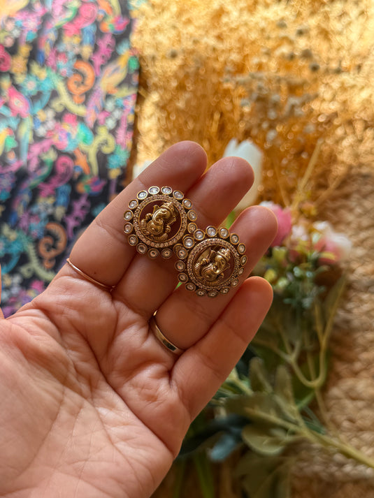 Ganpati Kundan earrings