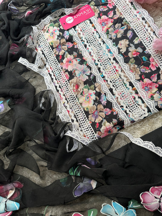 Patterned lace work suit with digital print on muslin cotton fabric