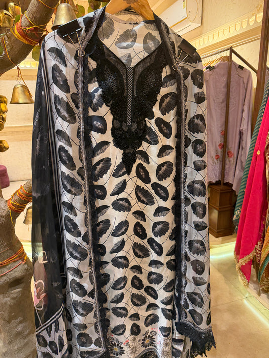 Russian Silk black and silver