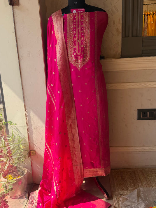 Patterned zari weave pure Dolla silk suit set