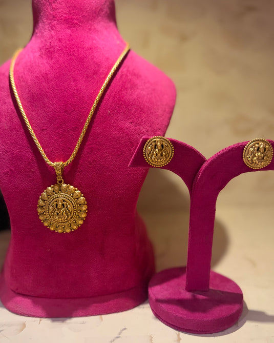 Temple jewellery sets