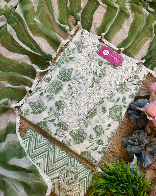 Crochet mirror v neck printed floral suit with chiffon dupatta