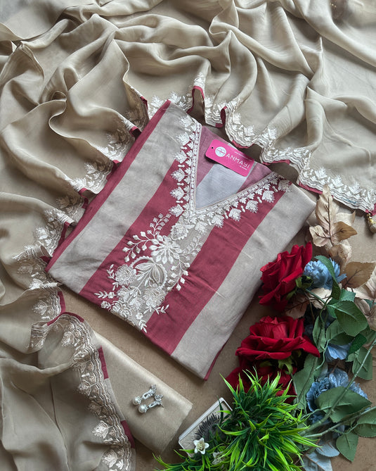 Stripes dori work aari work v neck with organza dupatta