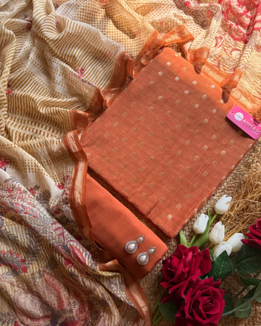 Pure Mul Banarasi with floral mul dupatta