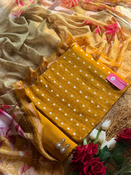 Pure Mul Banarasi with floral mul dupatta