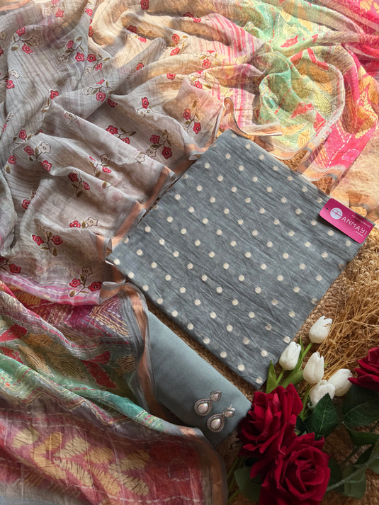 Pure Mul Banarasi with floral mul dupatta