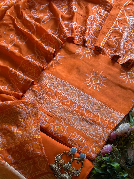 Ghadchola Dolla silk suit sets with gold border