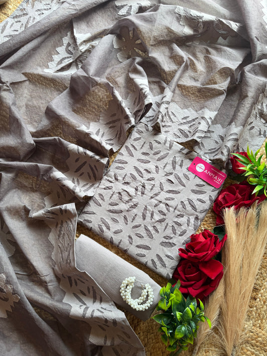 Appliqué work arkandi cotton suit set