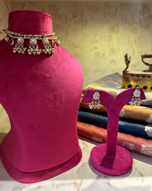 Kolhapuri ghungroo choker set