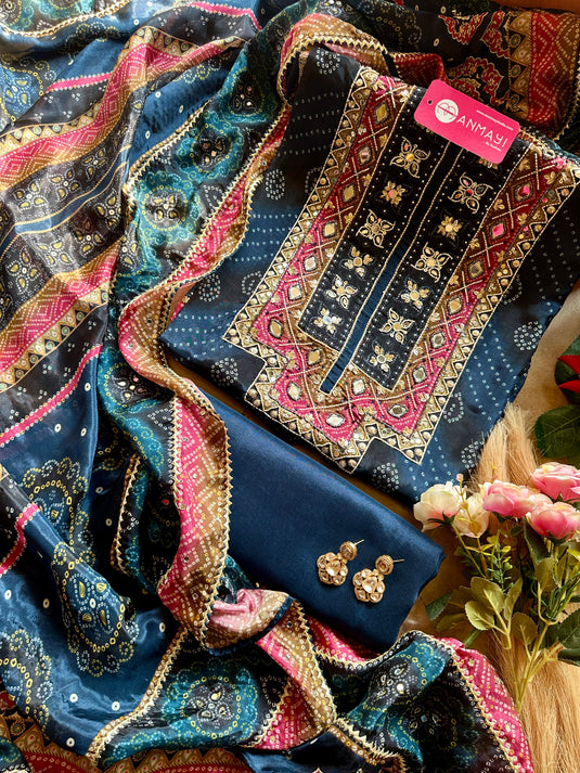 Crepe silk Bandhani suit set with mirror work detailing