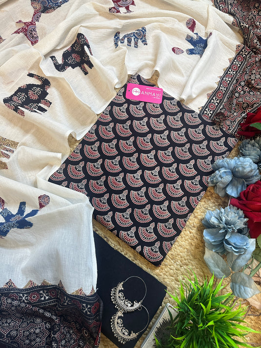 Pure Cottons Ajrakh with patched cotton dupatta