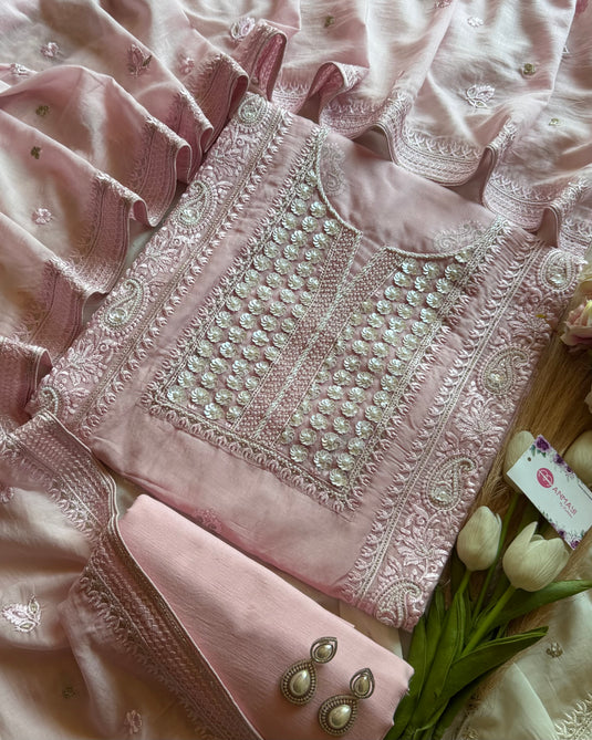 Mul Chanderi Pakistani embedded flower neck suit set