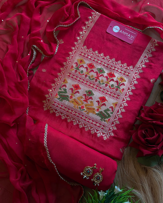 Dolla Silk Patola jacquard work suit set with Mukaish work