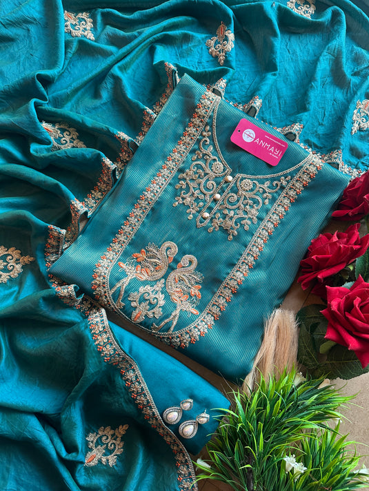 Shimmer lines dori neck swan suit set