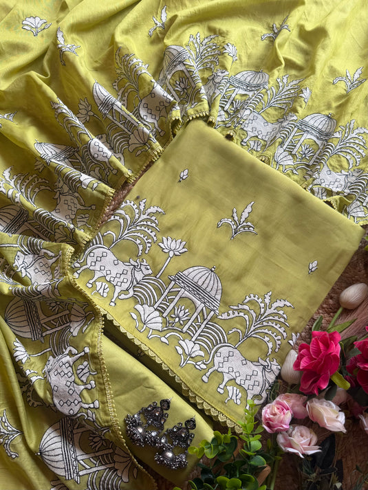 Pichwai embroidered Mul Chanderi suit set