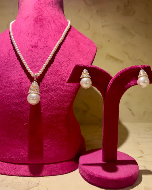 Temple Pearl set
