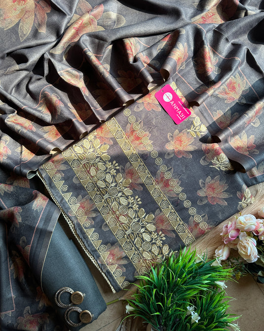 Spun Pashmina lotus print suit set with thread work