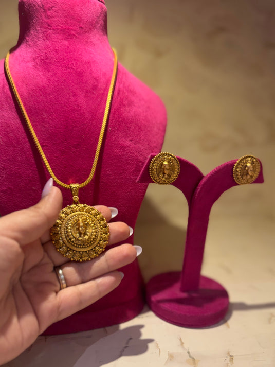Temple jewellery sets