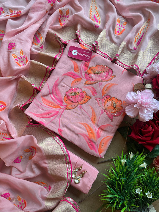 Handpaint highlights on pure linen fabric with georgette banarasi dupatta