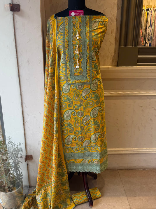 Ambi print cotton tassel neck suit set
