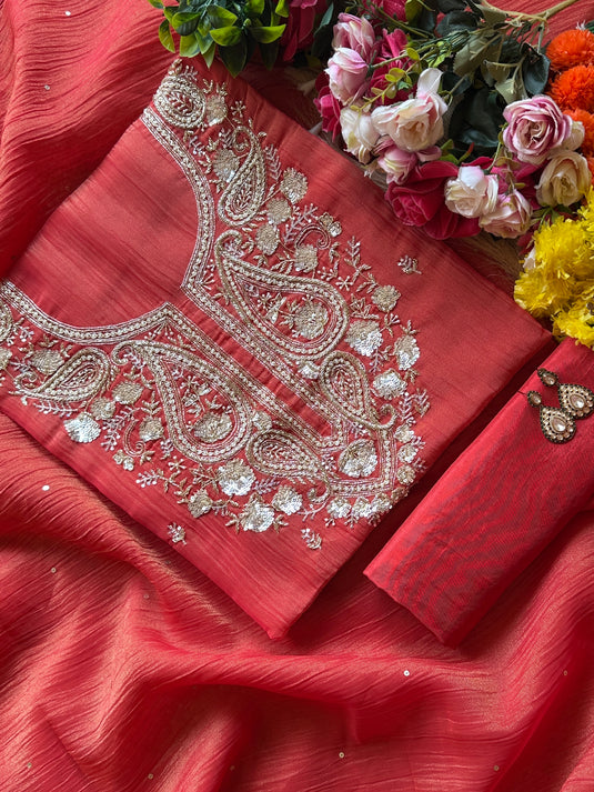 Crushed silk embroidery neck suit set