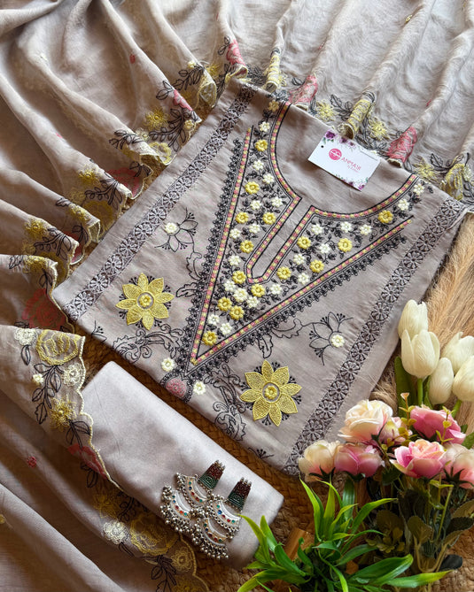 V neck self thread Mul Chanderi suit set