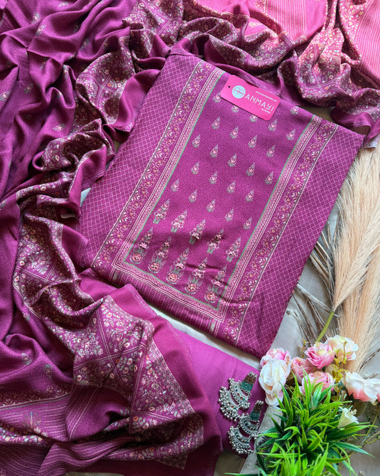 Printed neck highlight soft pashmina suit set