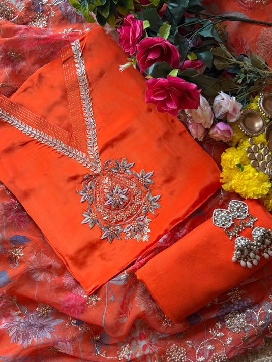 Pure Crepe gotta neck suit with organza dupatta