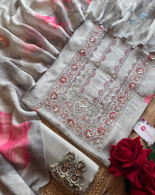 Blossom scatter pure linen suit with embroidered neck