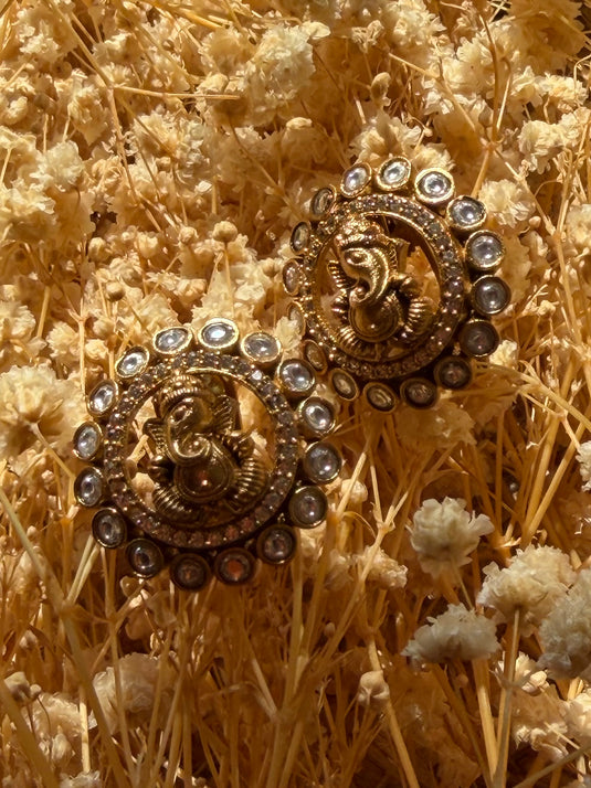 Ganpati Kundan earrings