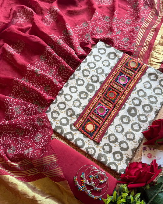Kutch neck printed cotton suit with muslin cotton maroon Dupatta