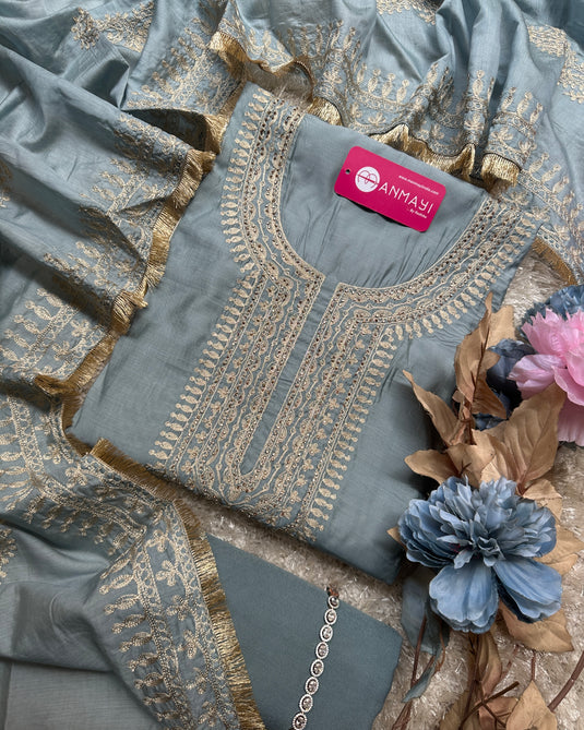 Gold Dori work mul Chanderi suit set