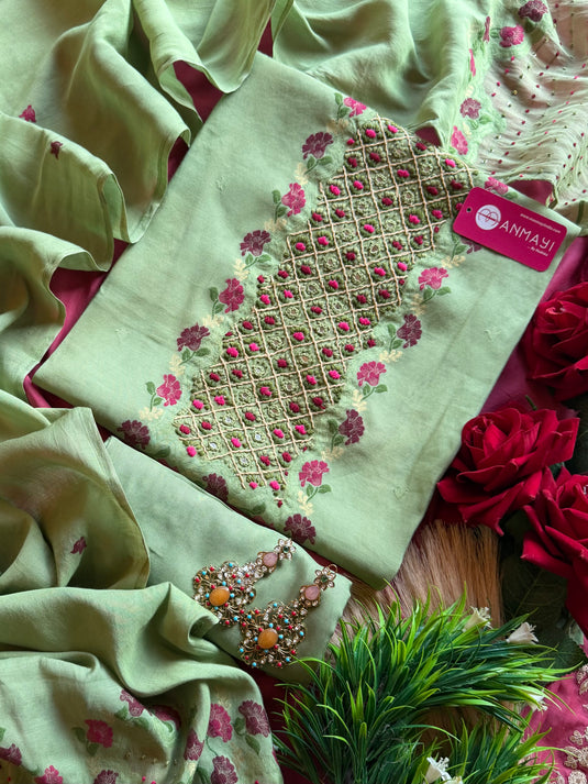 Jamdani french knots on pure maheshwari suit