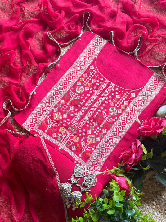 Panel jacquard work Dolla silk suit set