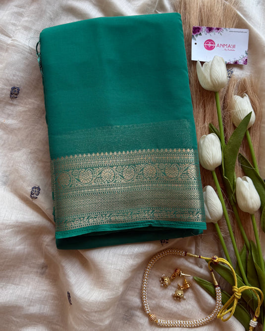 Aabha semi chiffon saree with brocade blouse