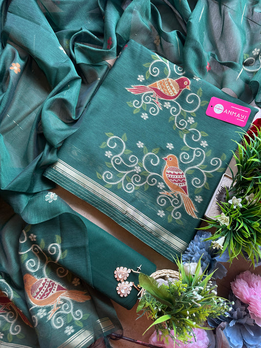 Cotton silk coloured Jamdani with bird motifs and cotton bottom