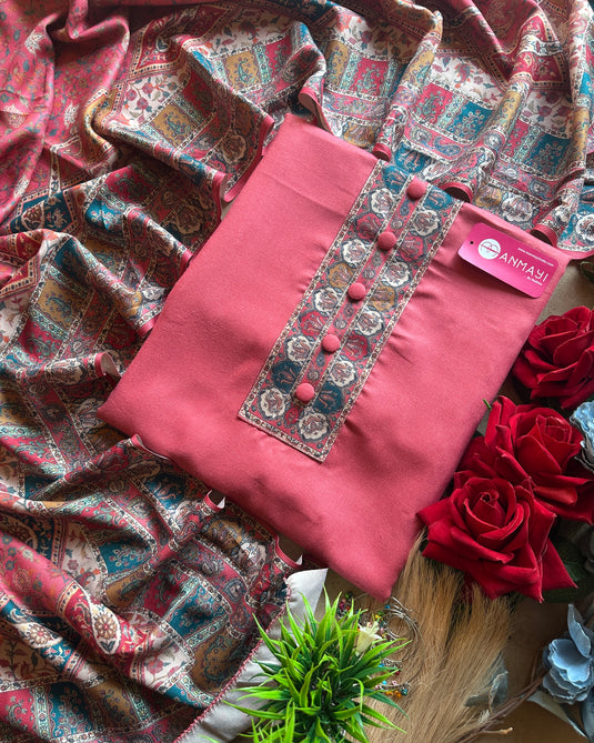 Buttoned spun suit set with Kani print shawls