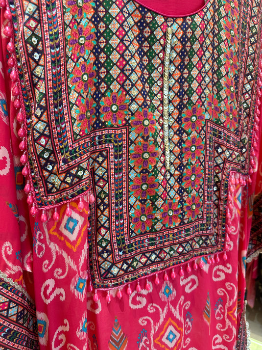 Article 9 patola print choga set