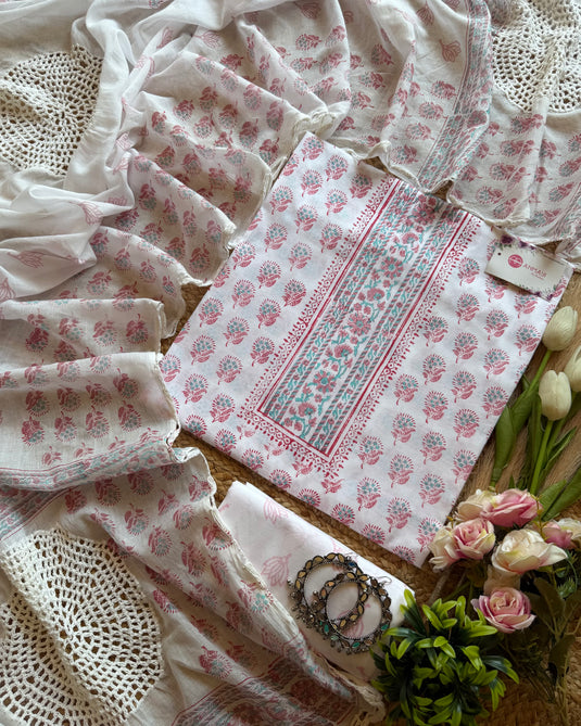 Block print cream cotton suit set with crochet cotton dupatta