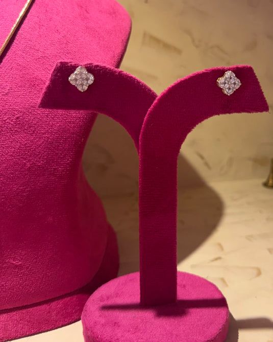 Rhombus studded diamond chain set