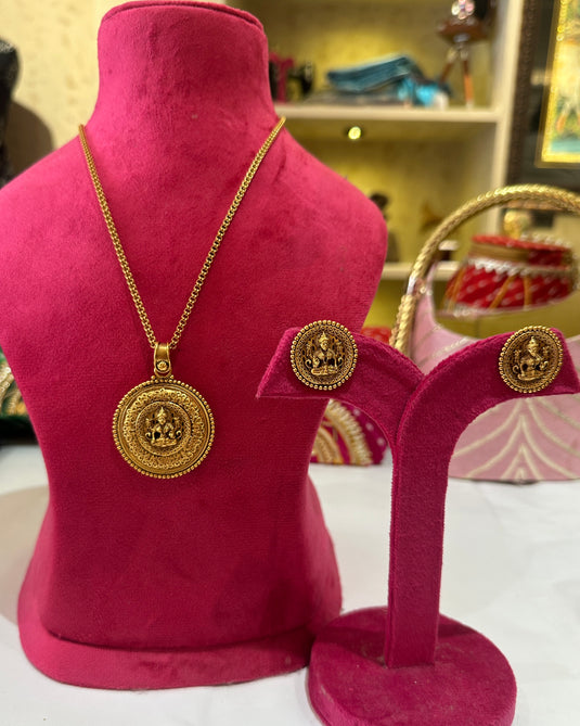 Temple jewellery sets