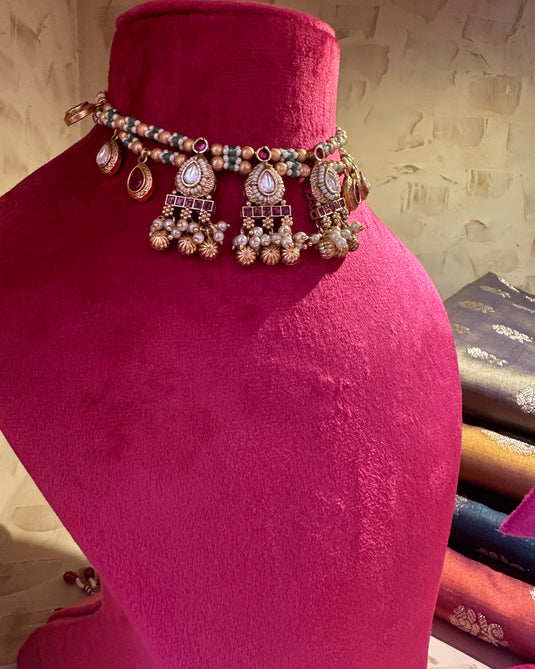 Kolhapuri ghungroo choker set